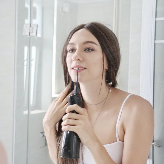 Draagbare Monddouche - USB Oplaadbare Draadloze Tandenflosser - IPX7 Waterdichte Elektrische Tandenborstel - Thuis Mondverzorging Set - Effectief voor Tandenreiniging en Whitening