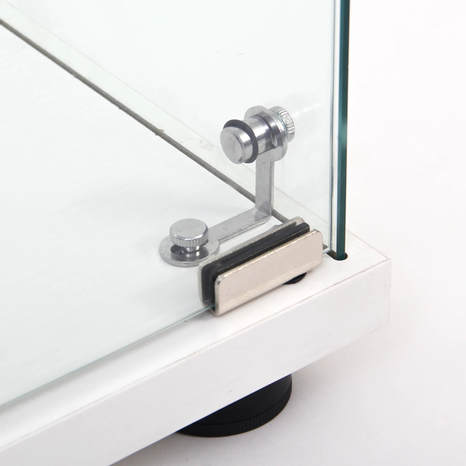 Staande LED Vitrinekast met 4 Niveaus – Moderne Displaykast voor Woonkamer & Slaapkamer