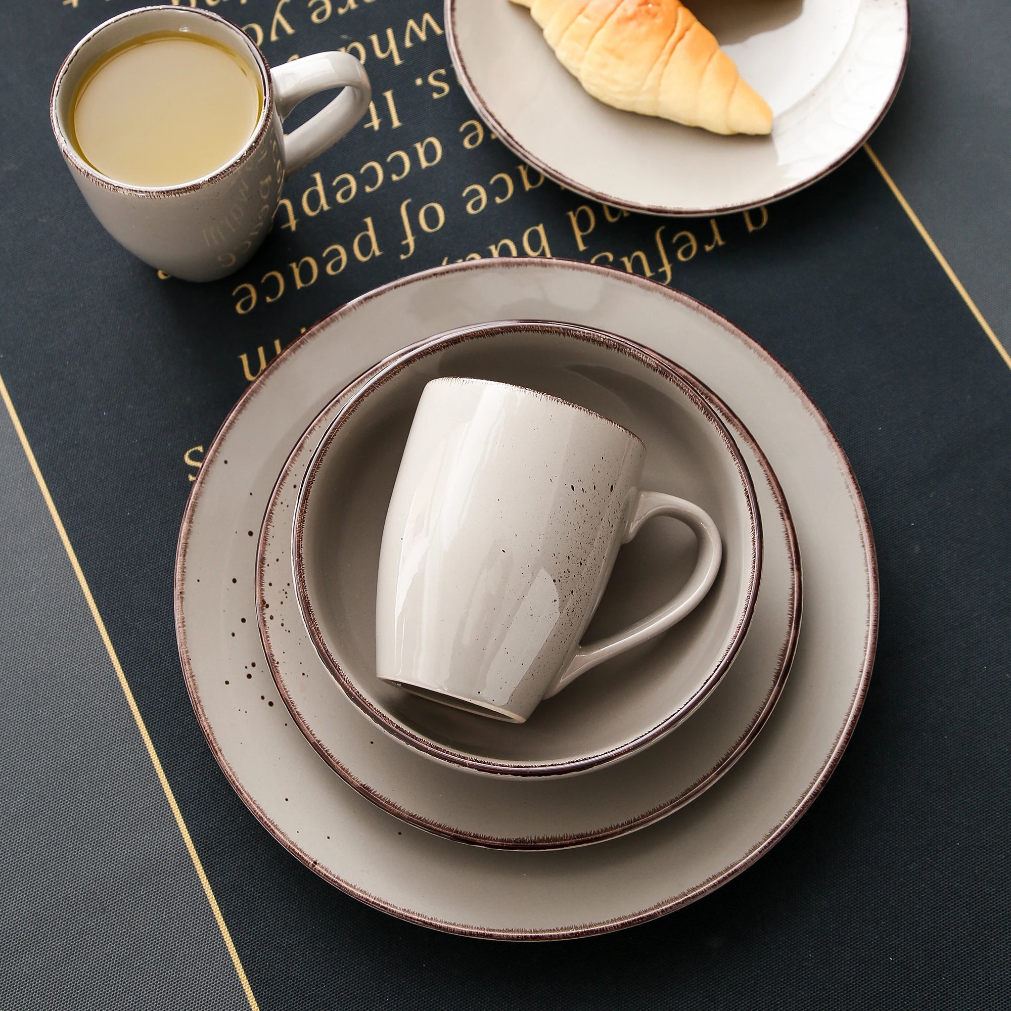 Serviesset 16/32/48-delig – Keramisch Steengoed Servies – Modern & Vintage Design