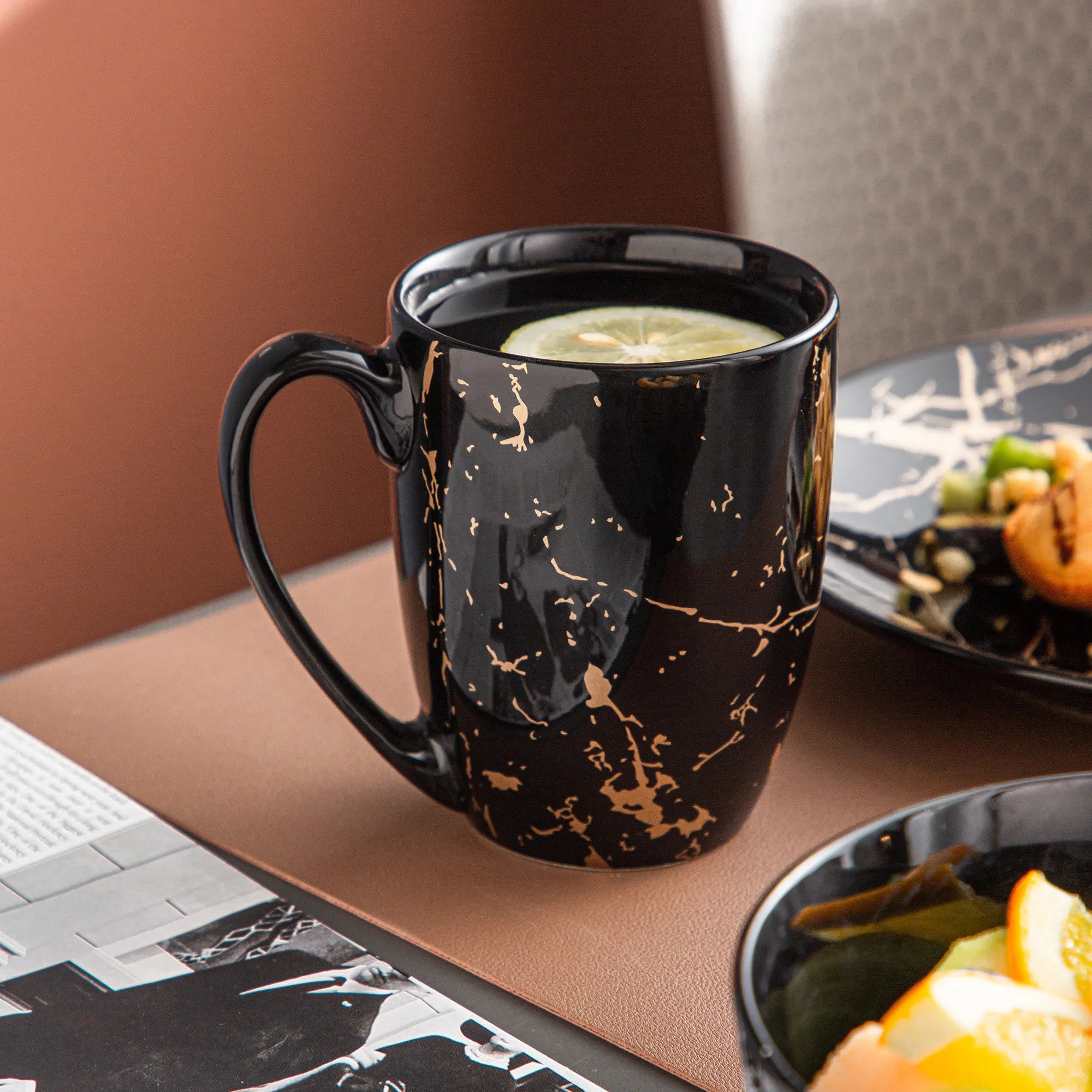 Zwart Porselein Serviesset met Gouden Accenten – 16/32/48 Delig Modern Servies voor 4-12 Personen