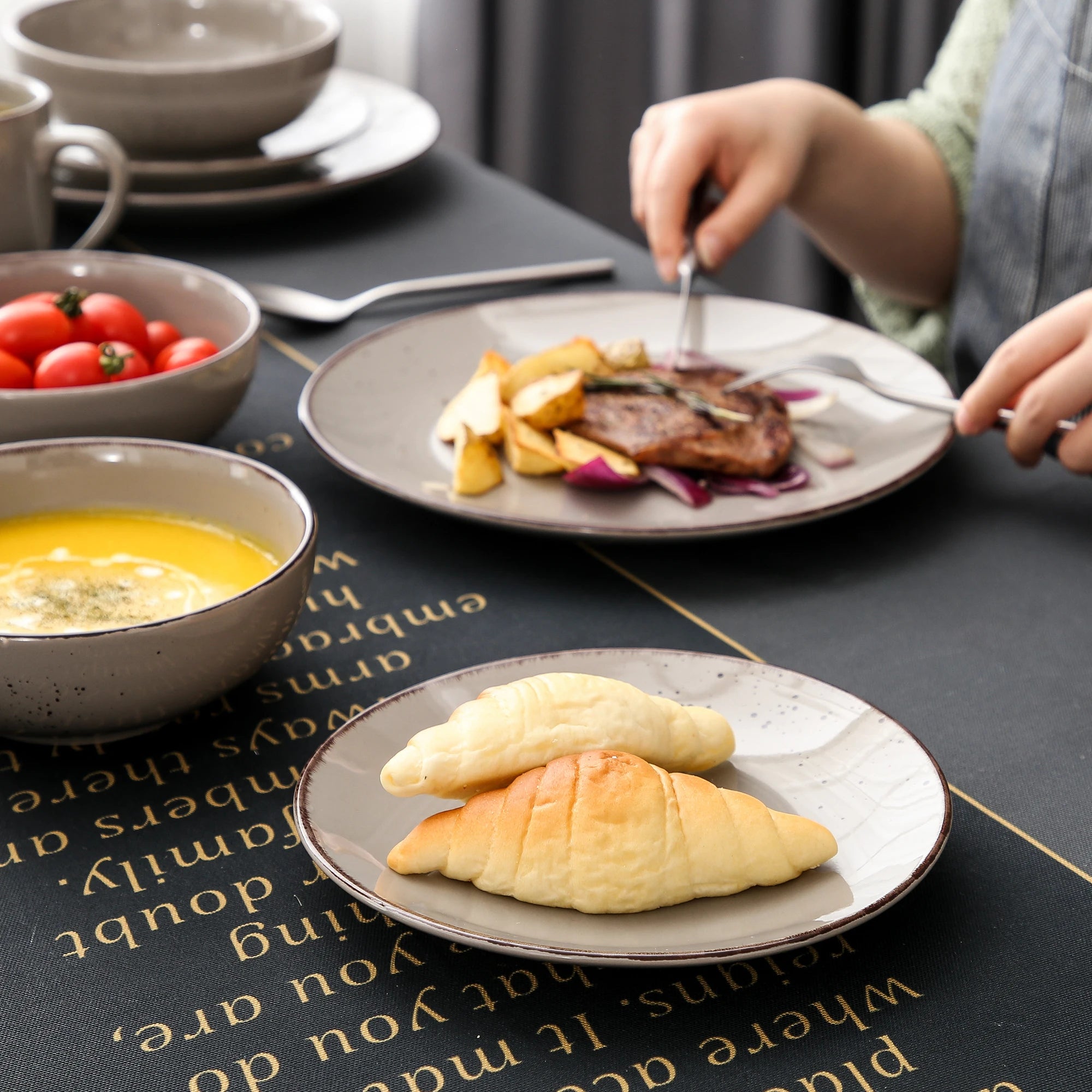 Serviesset 16/32/48-delig – Keramisch Steengoed Servies – Modern & Vintage Design