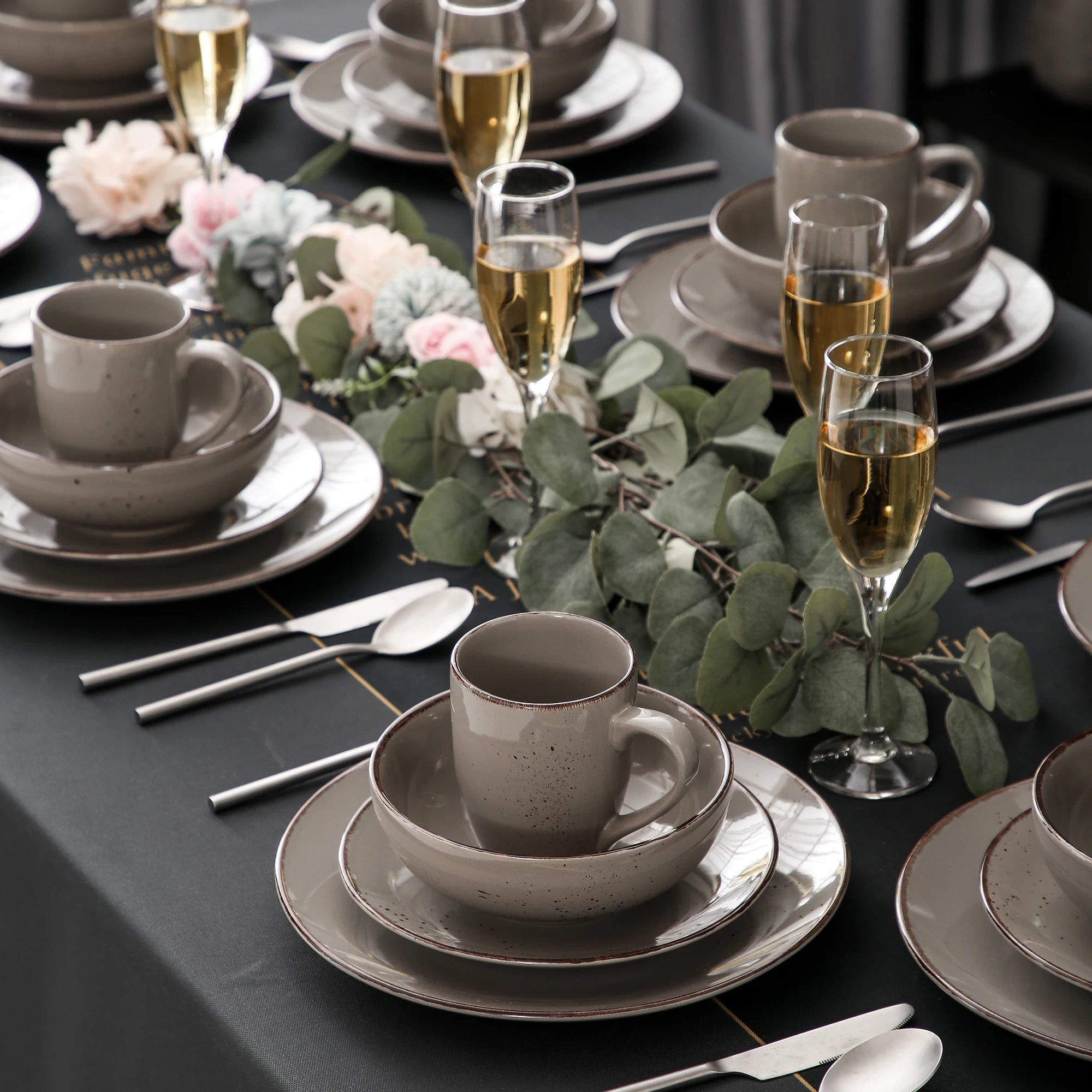 Serviesset 16/32/48-delig – Keramisch Steengoed Servies – Modern & Vintage Design