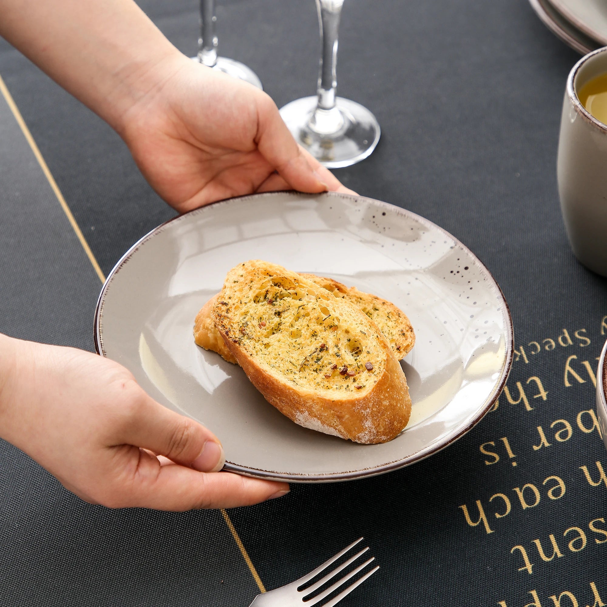 Serviesset 16/32/48-delig – Keramisch Steengoed Servies – Modern & Vintage Design