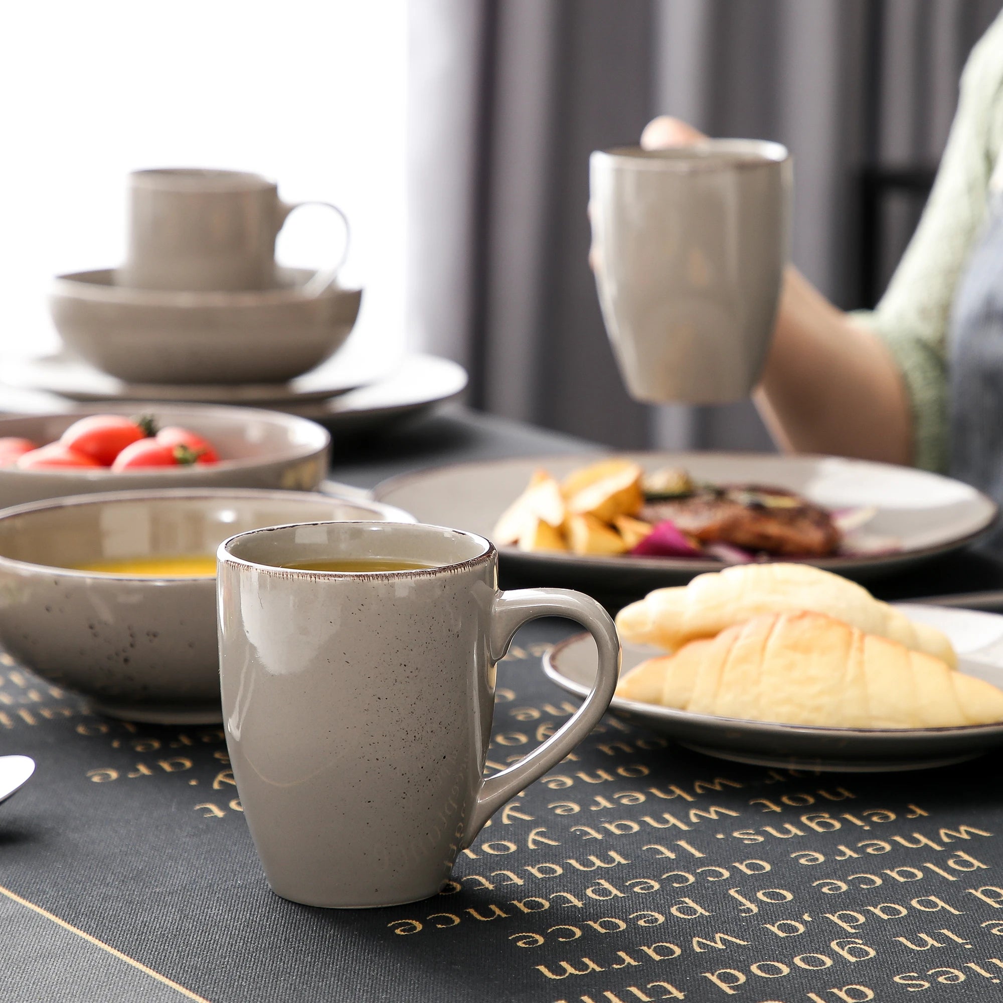Serviesset 16/32/48-delig – Keramisch Steengoed Servies – Modern & Vintage Design