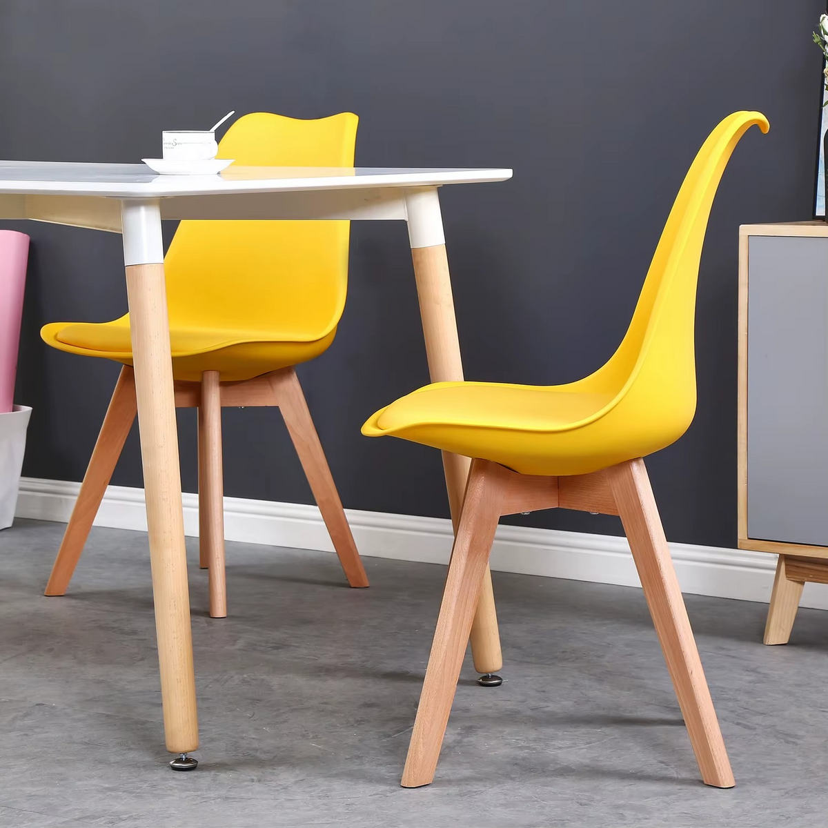 Set van 6 Eetkamerstoelen – Stoelen met Rugleuning & Beukenhouten Poten – Scandinavisch Design – Khaki