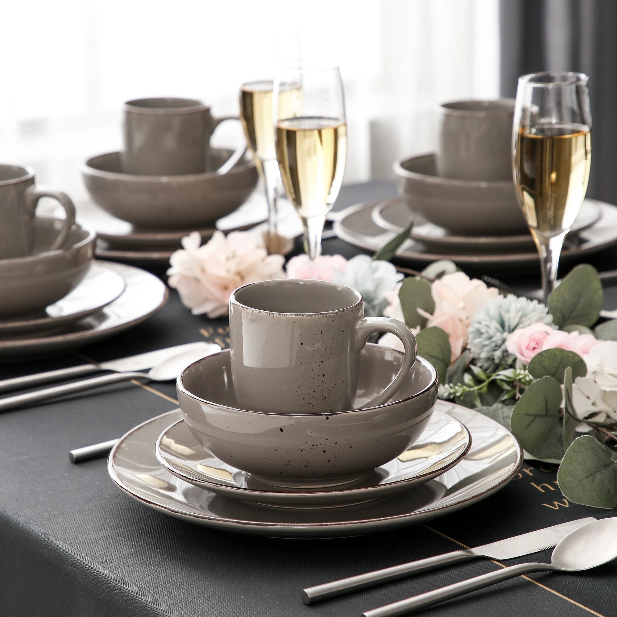 Serviesset 16/32/48-delig – Keramisch Steengoed Servies – Modern & Vintage Design