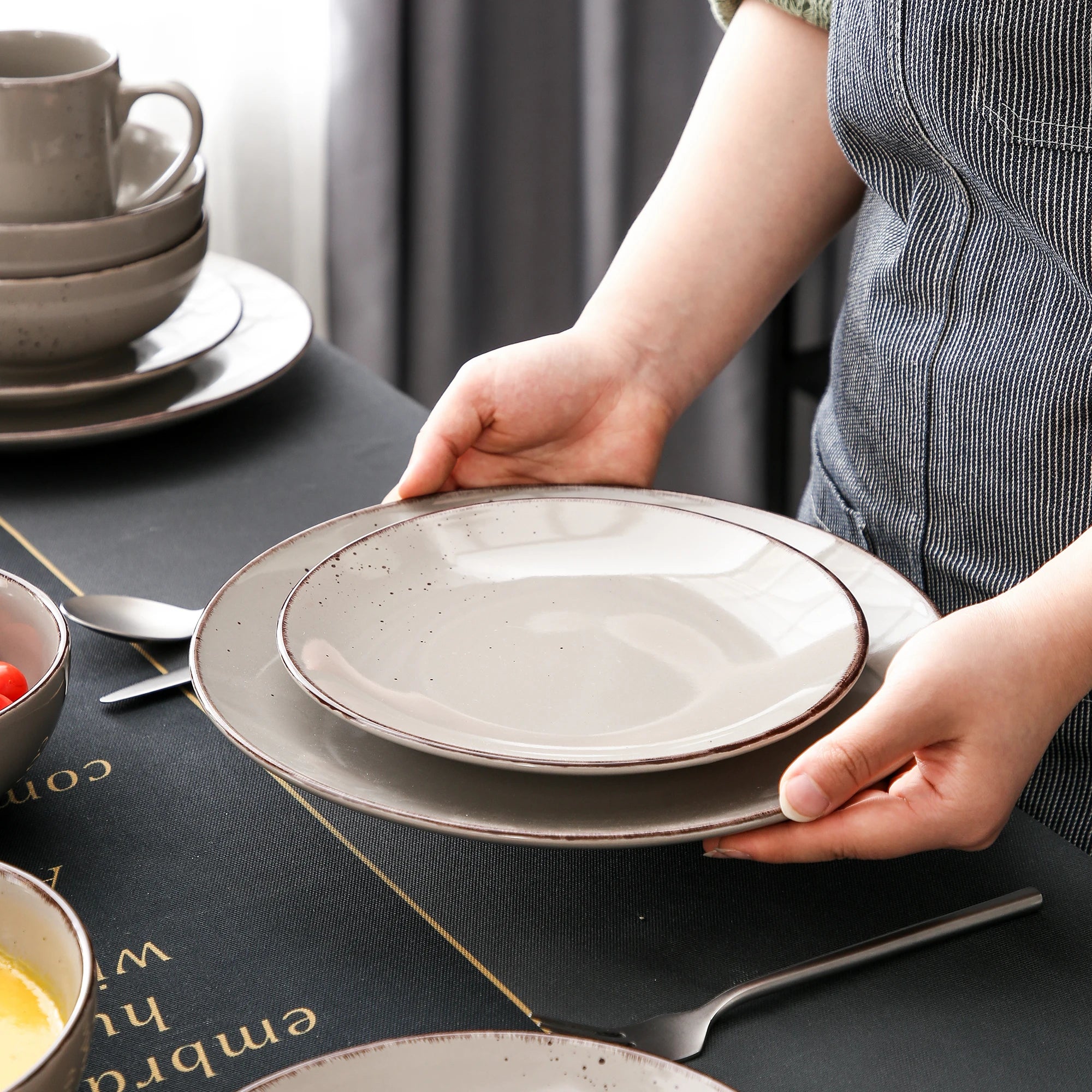 Serviesset 16/32/48-delig – Keramisch Steengoed Servies – Modern & Vintage Design