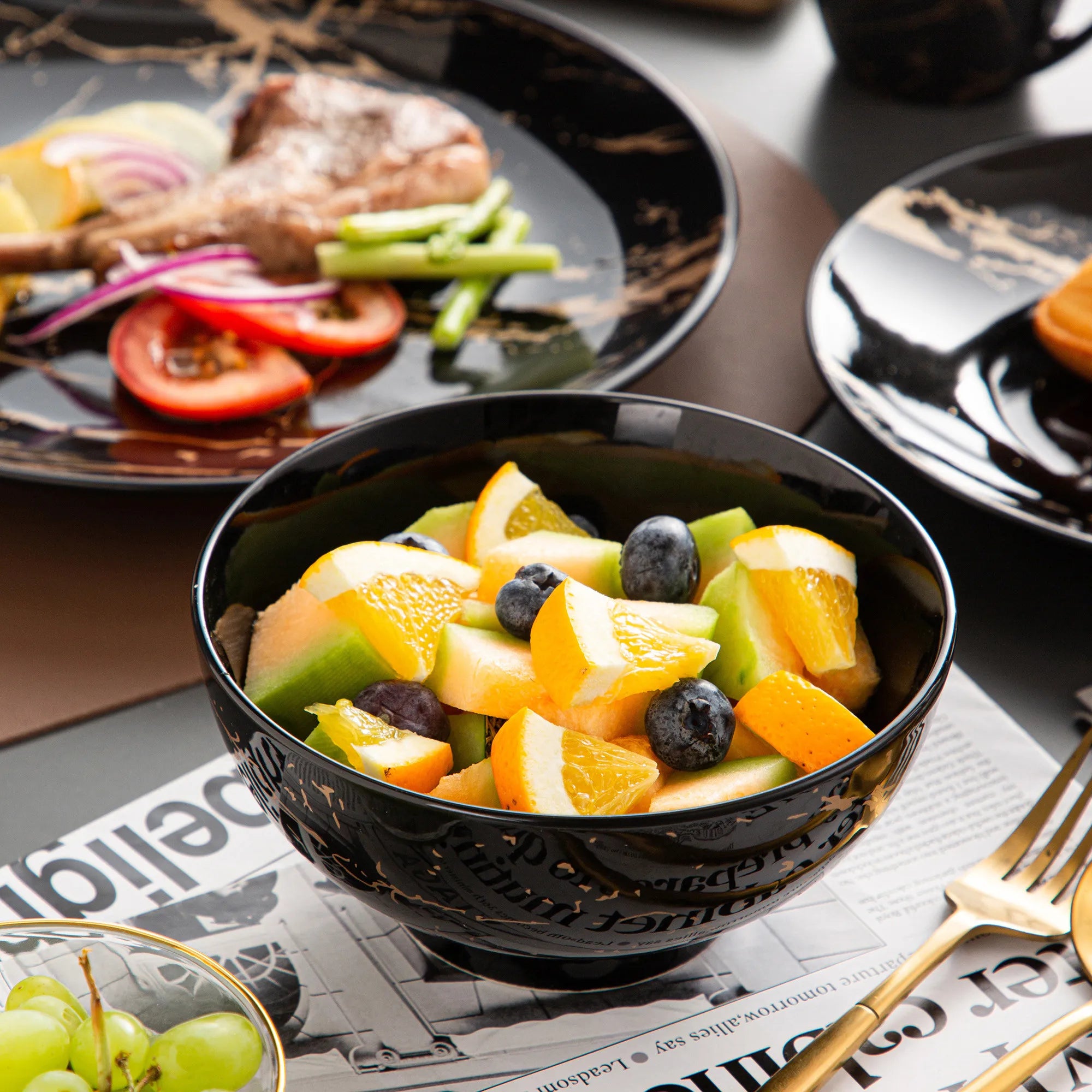 Zwart Porselein Serviesset met Gouden Accenten – 16/32/48 Delig Modern Servies voor 4-12 Personen