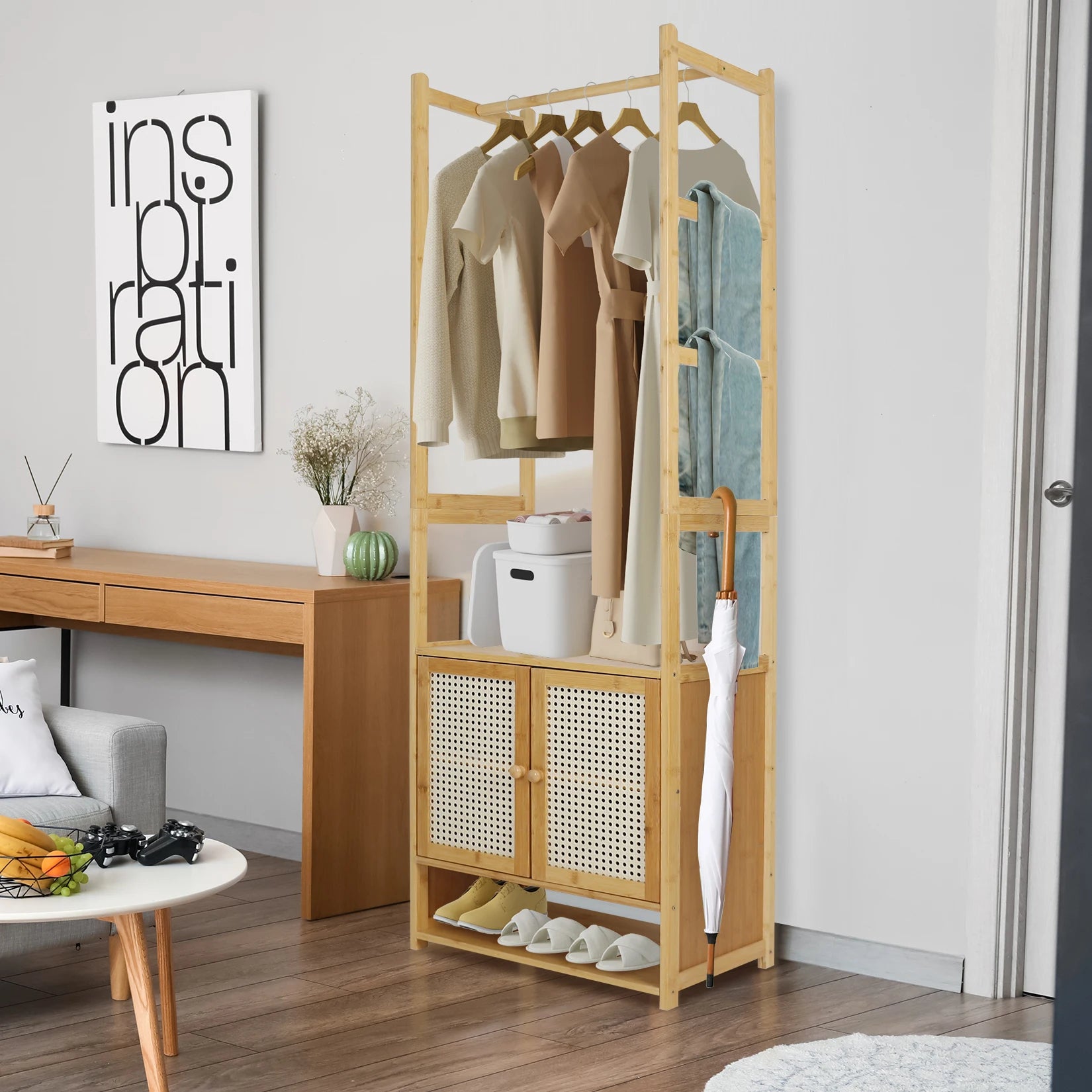 Bamboe Kledingrek met Kast en Planken – Vrijstaande Kapstok met Opbergruimte voor Slaapkamer & Woonkamer