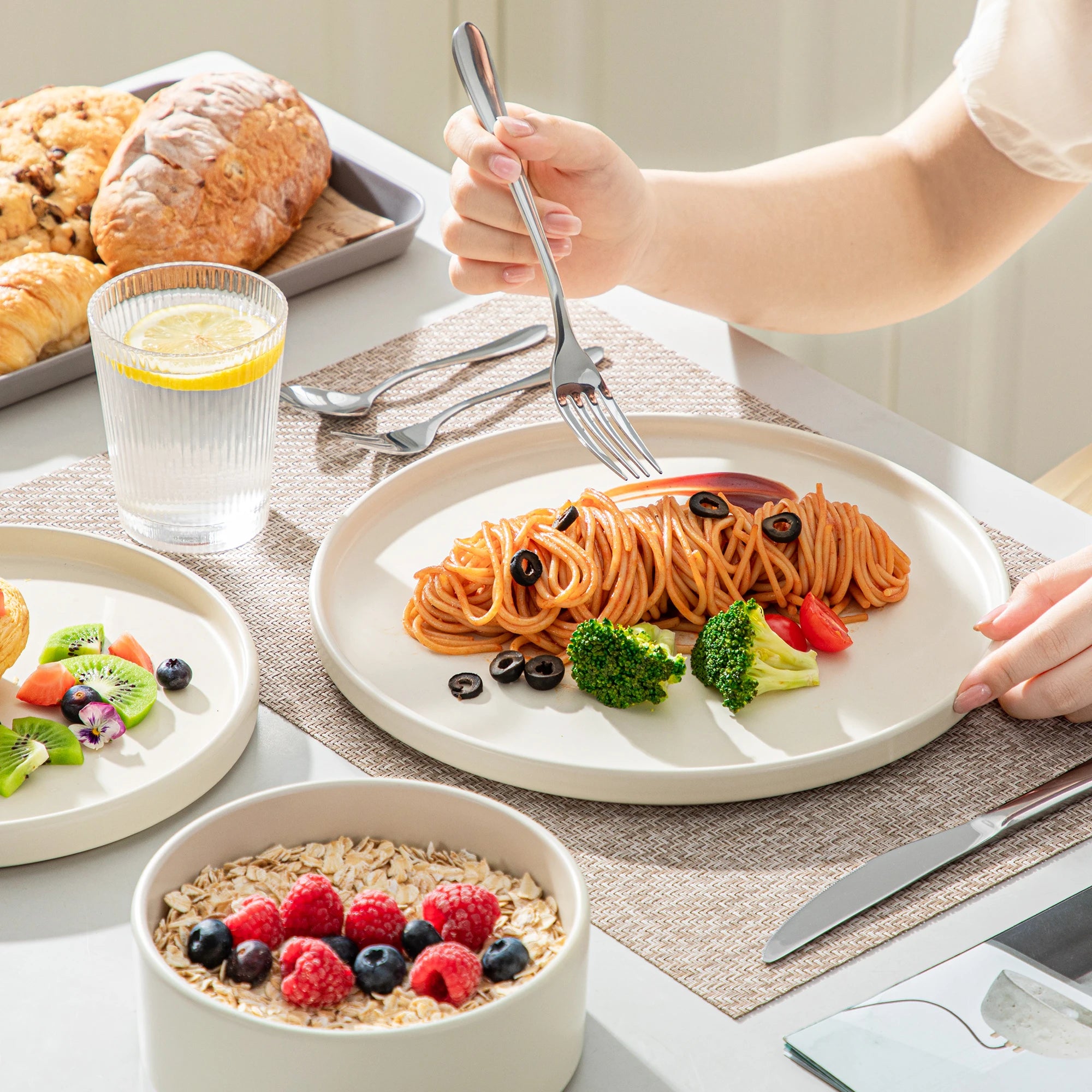 24-delige Serviesset van Steengoed Keramiek – Cream White Vierkant Servies voor 8 Personen