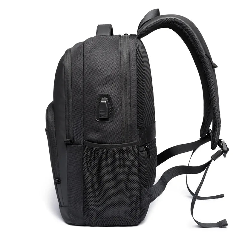 Stijlvolle Heren Laptop Rugzak – Business & School Backpack met USB‑Poort