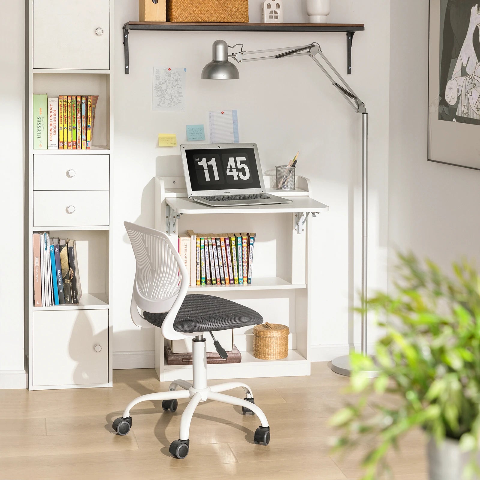 Opvouwbare computertafel met planken – ruimtebesparend bureau voor thuiswerkplek