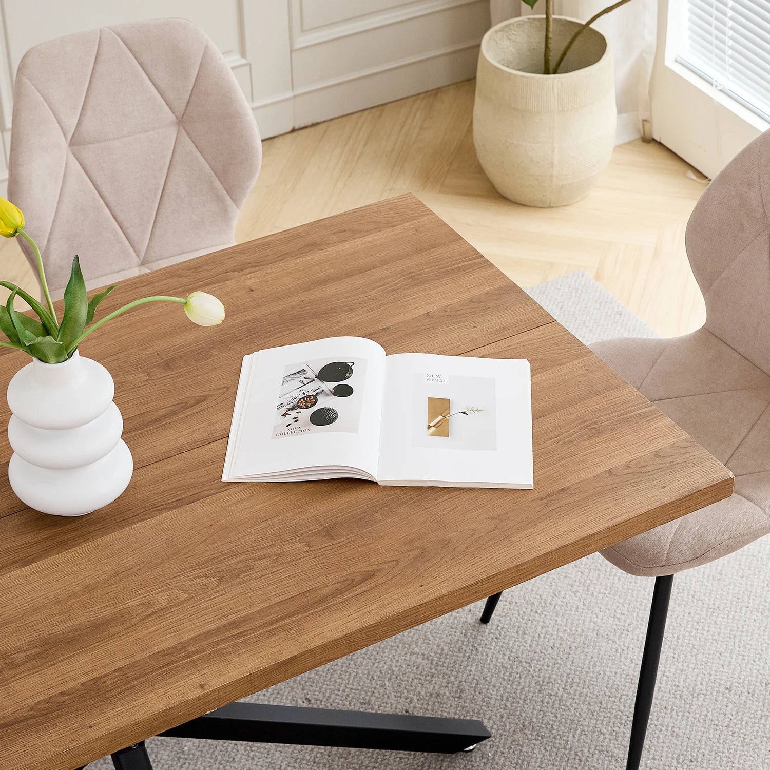 Moderne Rechthoekige Eettafel 140×80 cm – Met Metalen Onderstel voor 4–6 Personen