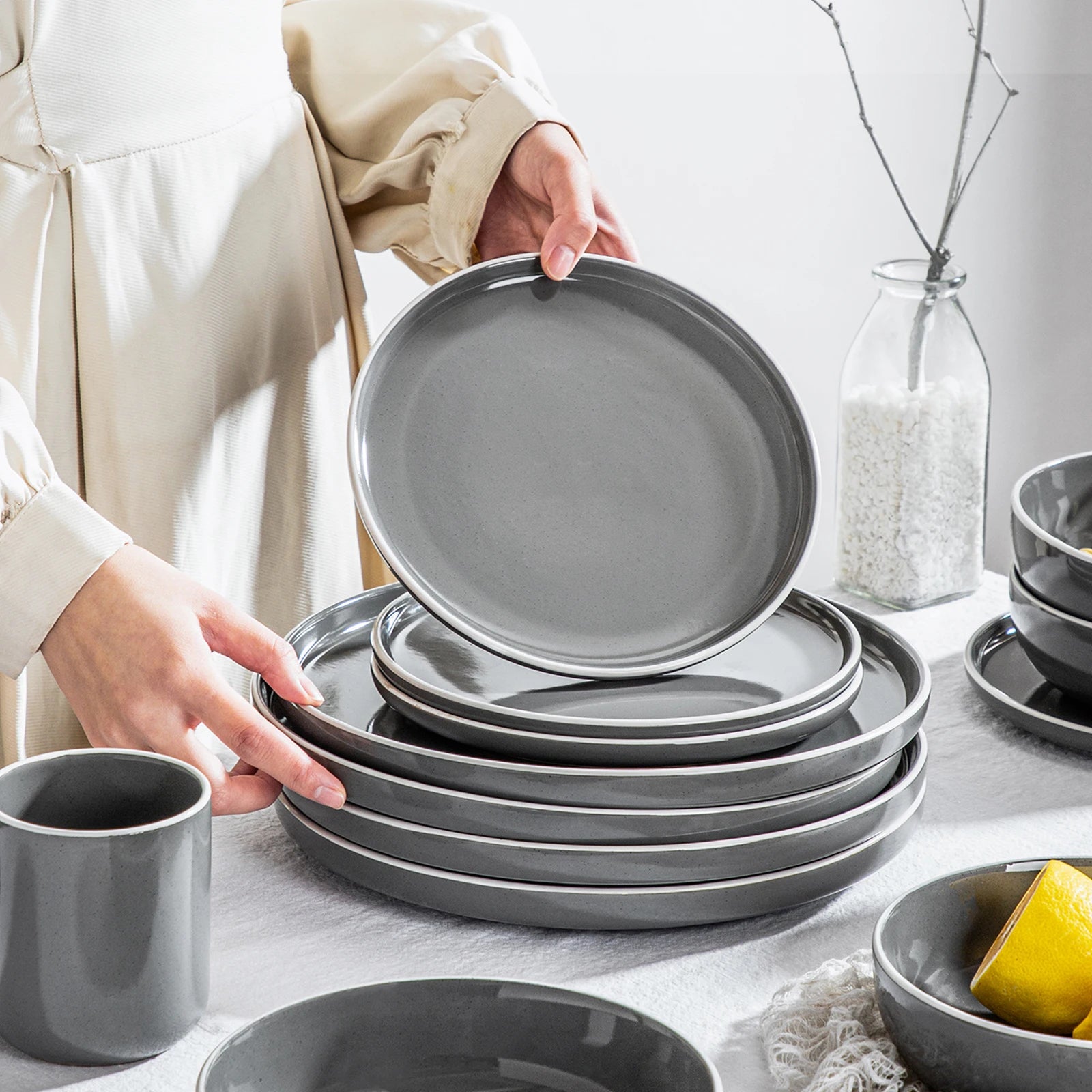 Serviesset 16-delig – Grijs Steengoed Servies voor 4 Personen – Modern & Duurzaam Keramisch Servies