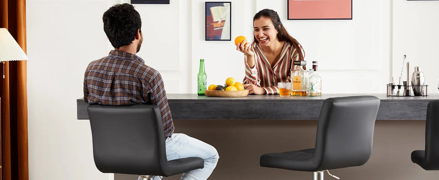Set van 2 Barkrukken van PU Leer – Comfortabele Counter Hoogte Krukken met Rugleuning en Voetensteun