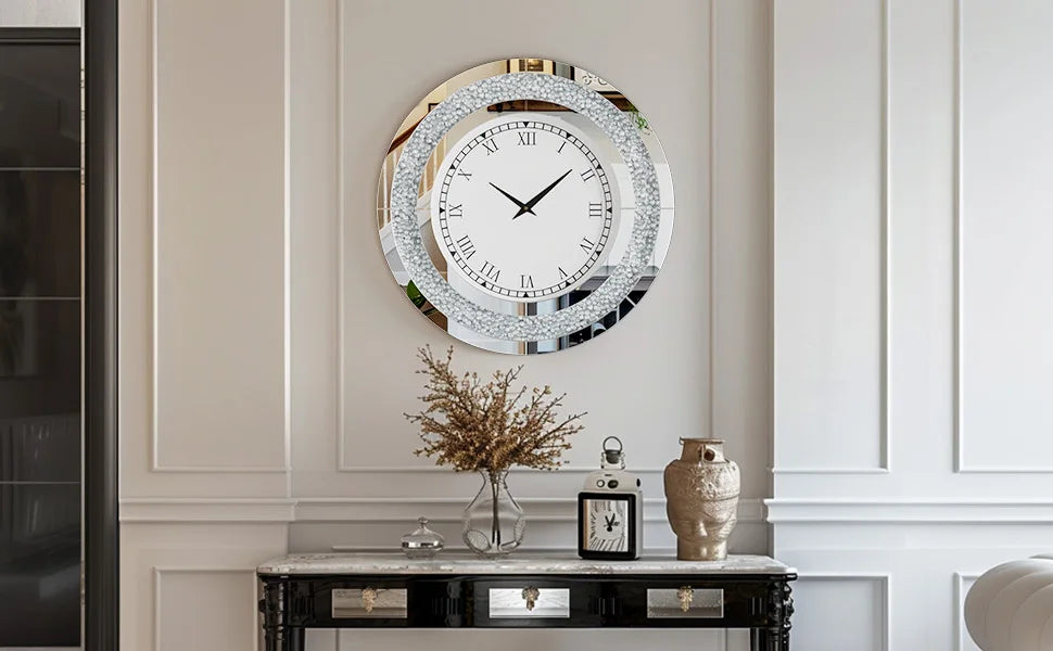 Ronde Zilveren Spiegelklok 60 cm – Luxe Wandklok met Romeinse Cijfers & Crushed Diamant Design