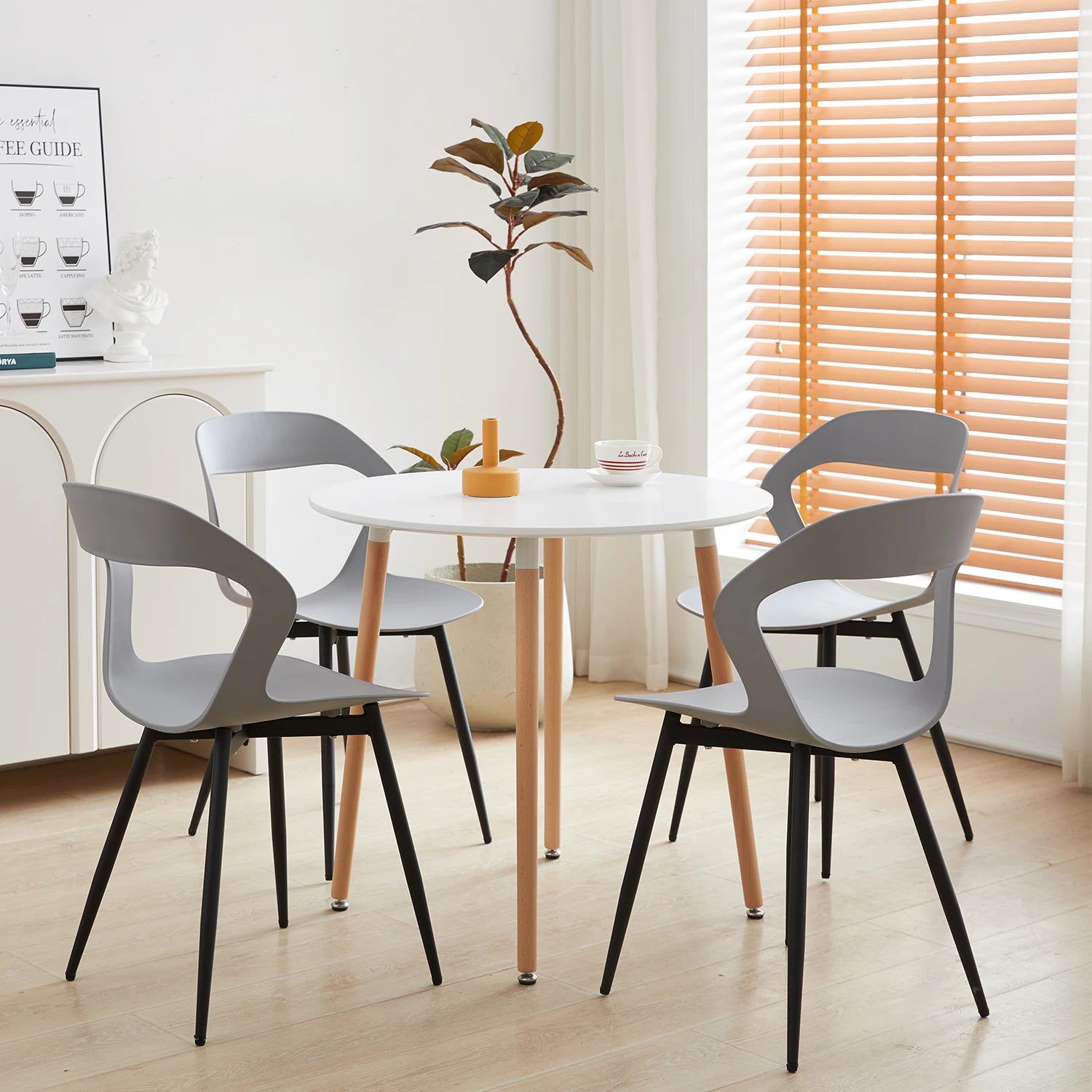 Set van 4/6 Scandinavische Eetkamerstoelen – Nordic Design Kunststof Stoelen met Metalen Poten