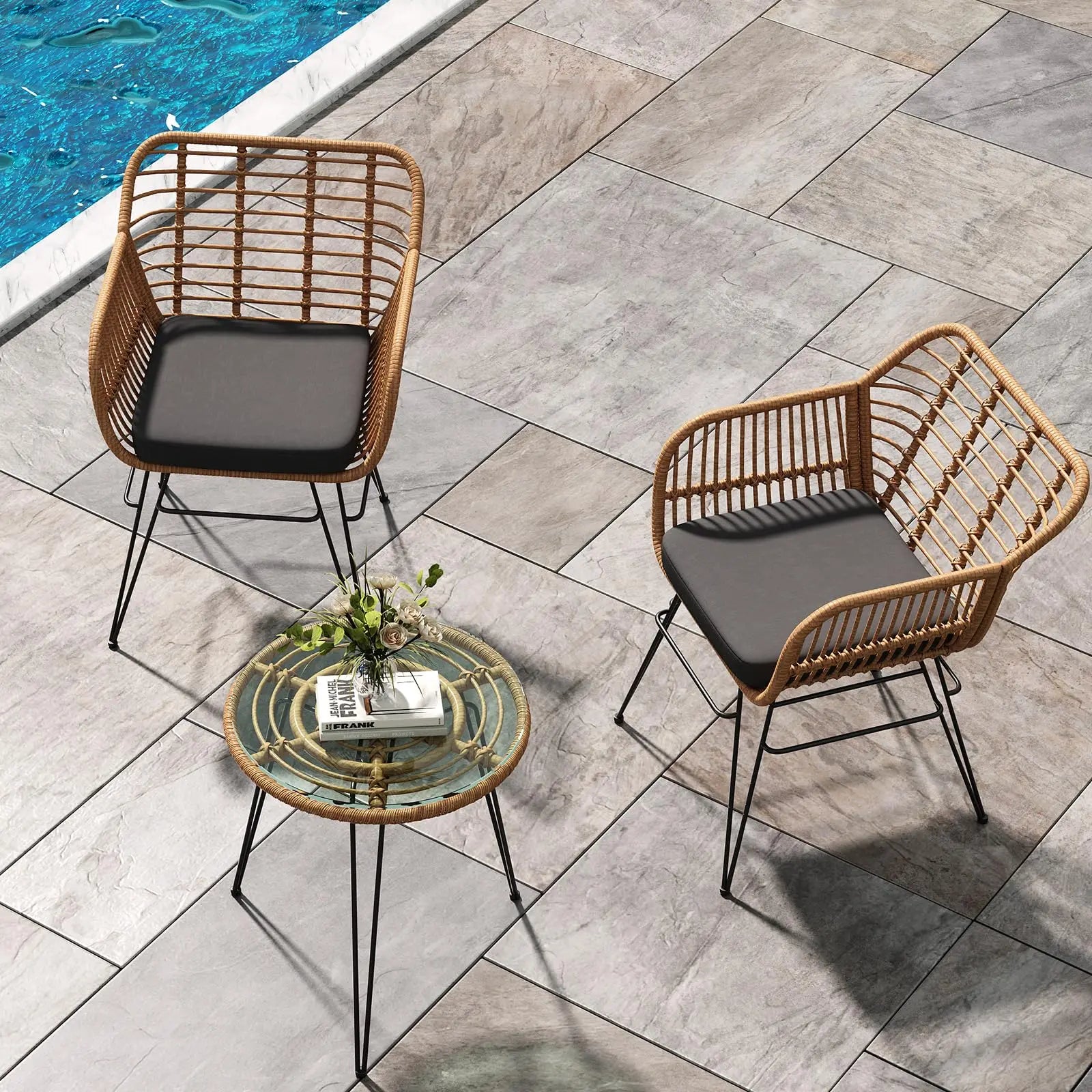 3-Delige Rotan Bistroset met Kussens – 2 Tuinstoelen & Glazen Bijzettafel – Balkonset voor Tuin, Terras & Balkon