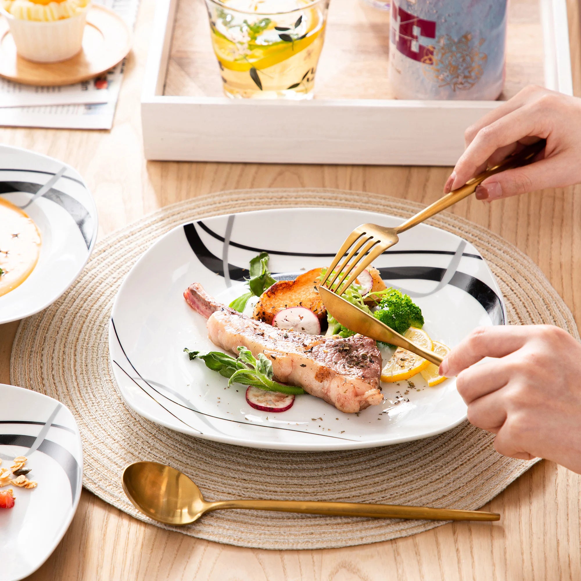 Porseleinen Serviesset 18/36-delig – Modern Keramisch Servies met Borden & Soepkommen – Vaatwasser- en Magnetronbestendig