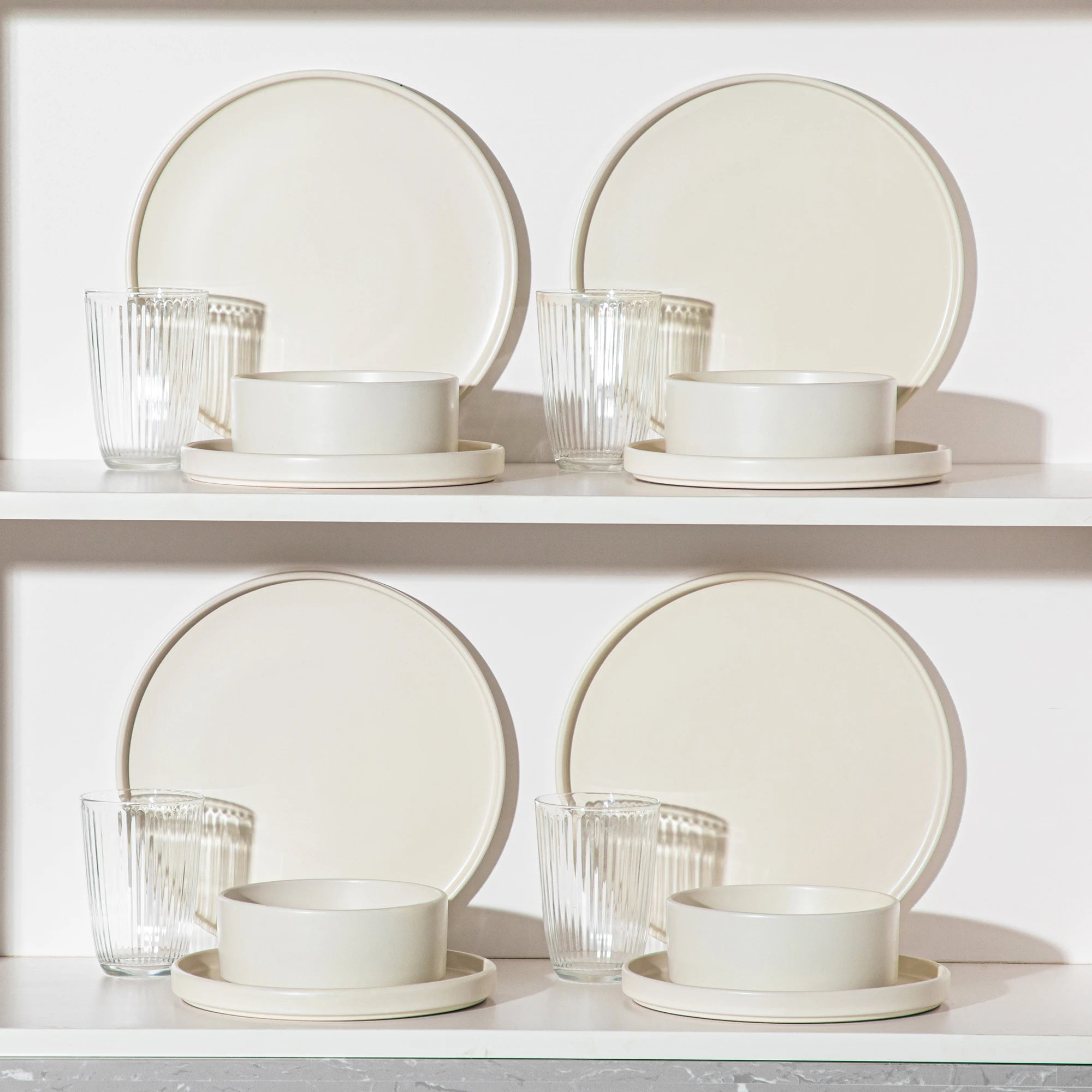 24-delige Serviesset van Steengoed Keramiek – Cream White Vierkant Servies voor 8 Personen