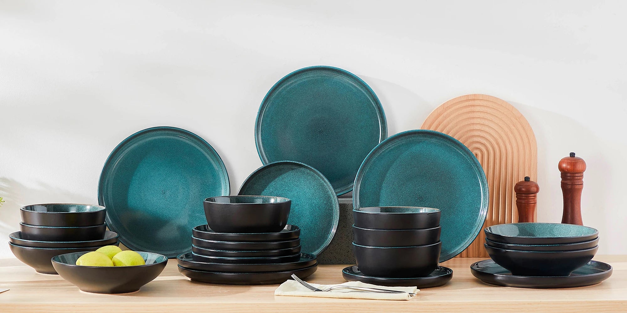 Servies Set 18-Delig – Keramisch Servies met Reactief Glazuur – Moderne Bordenset voor 6 Personen