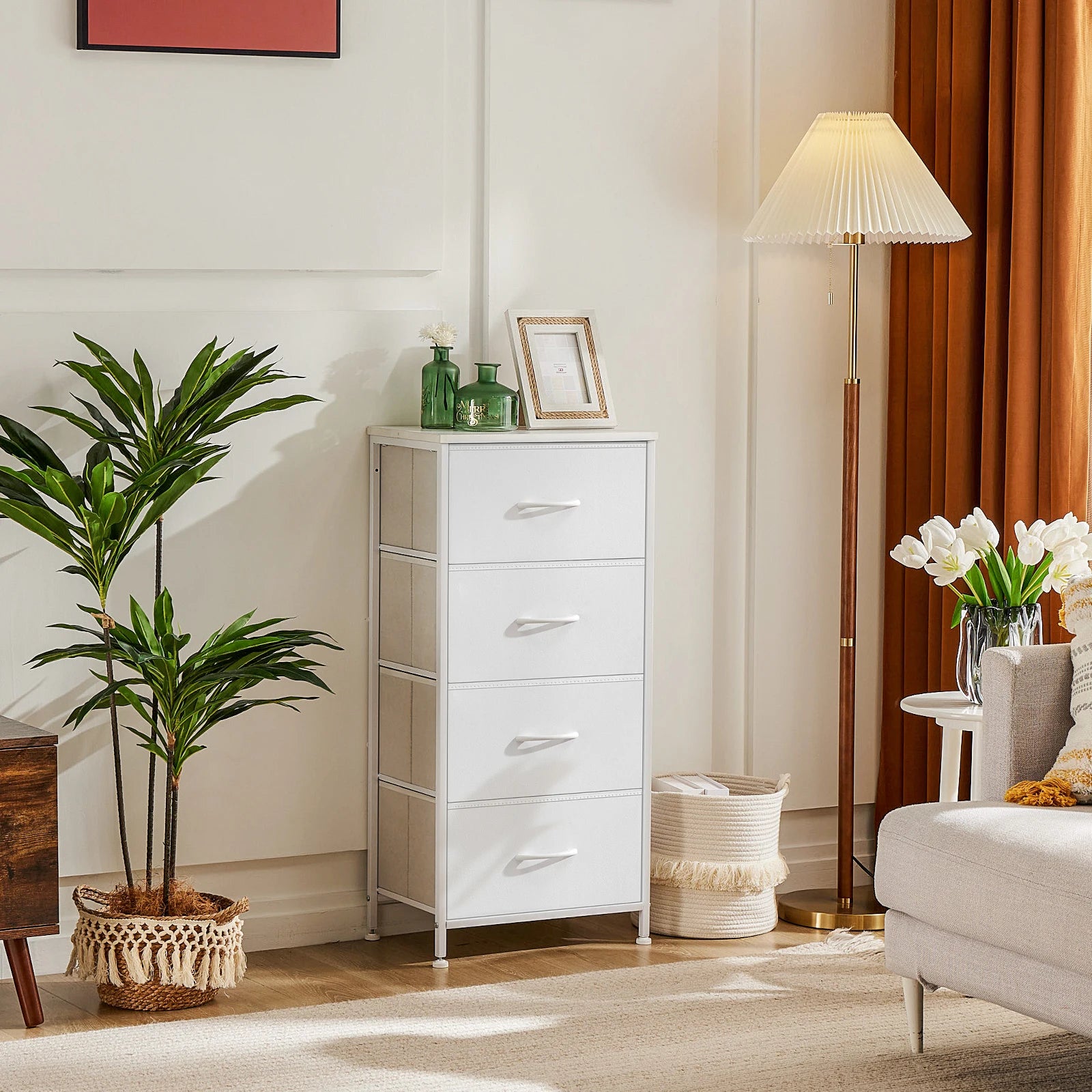 Moderne Kast met 4 Lades – Multifunctionele Slaapkameropberger