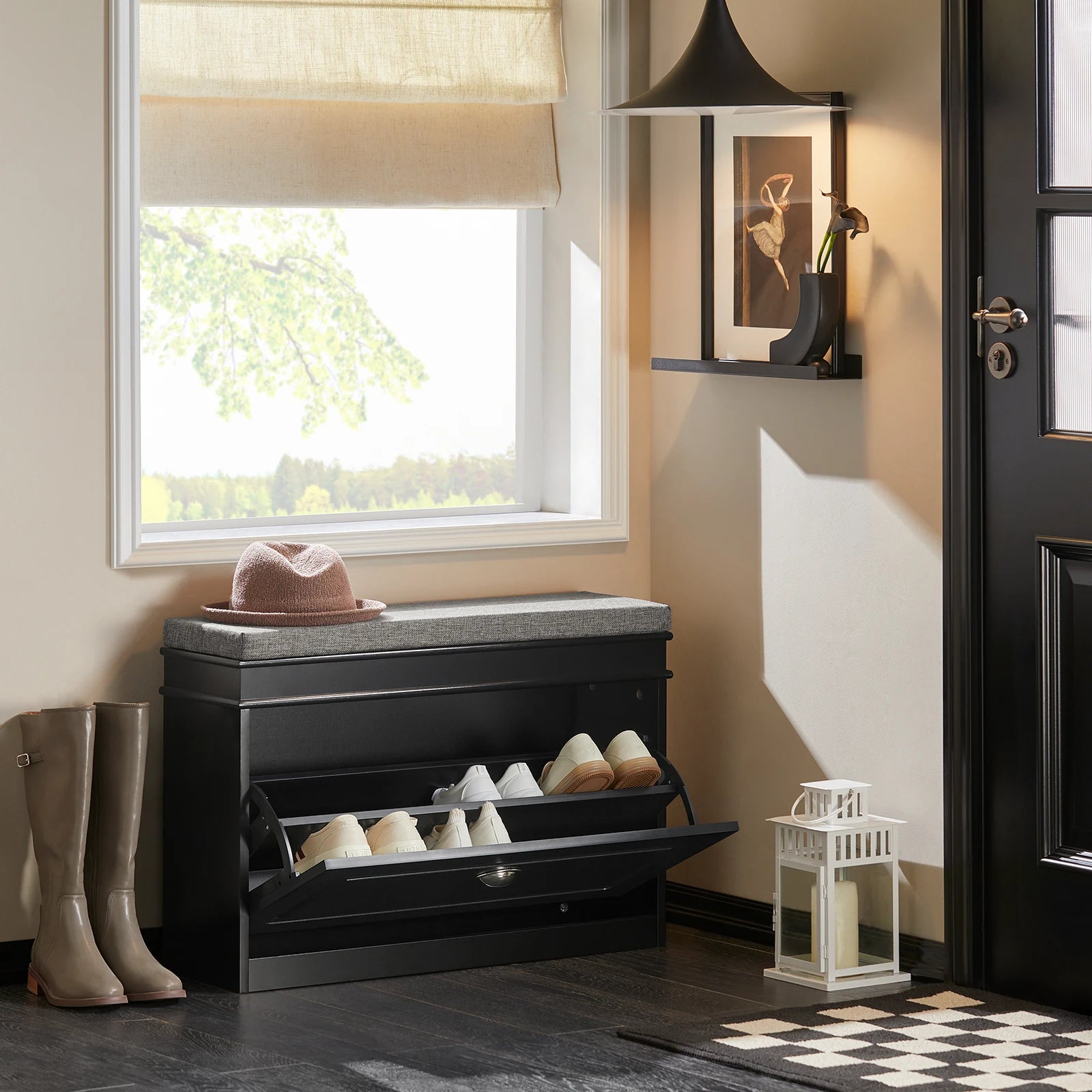 Schoenenbank met opbergruimte en kussen – compact en comfortabel