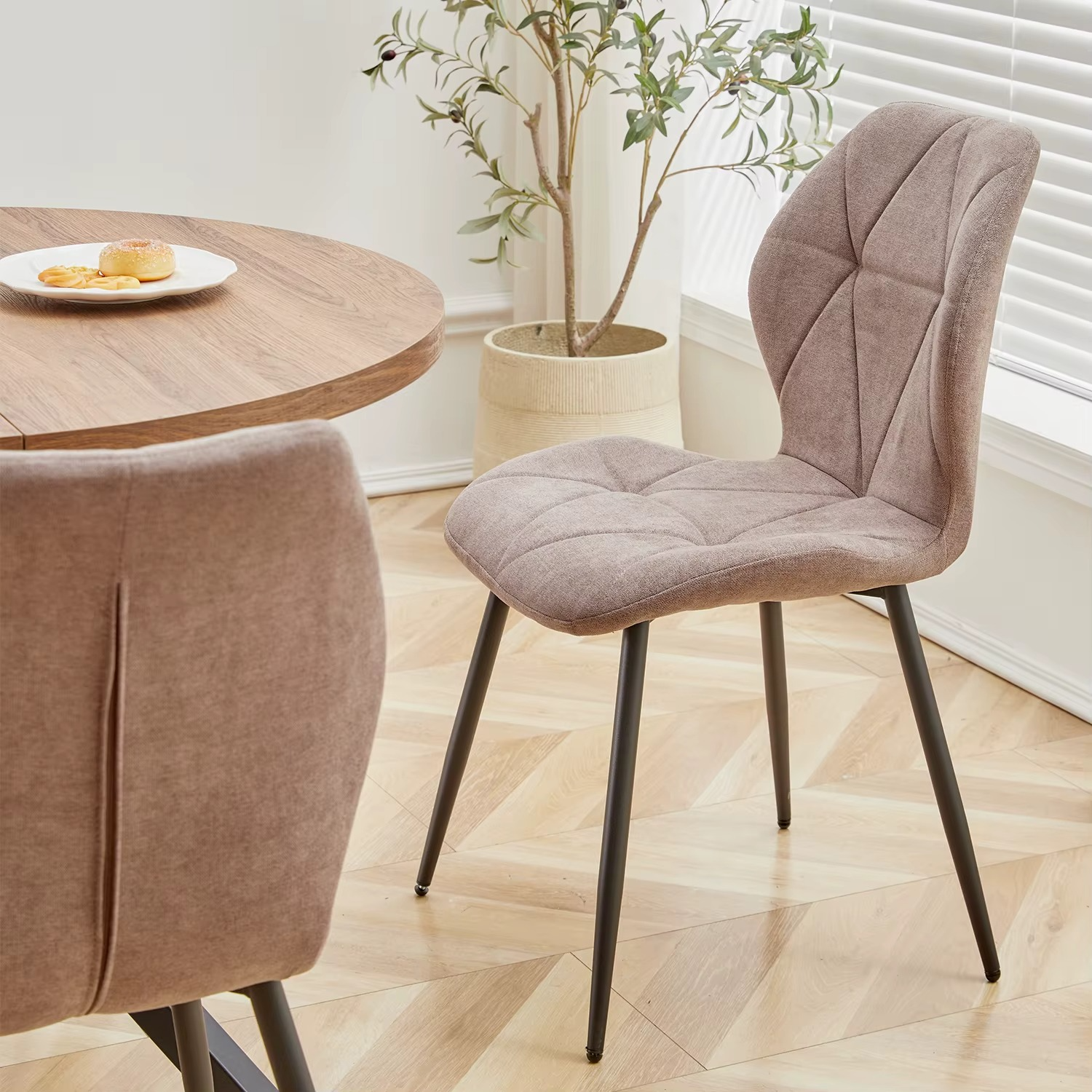 Nordic Ronde Eettafel – Massief Hout, Scandinavische Stijl, 100 cm