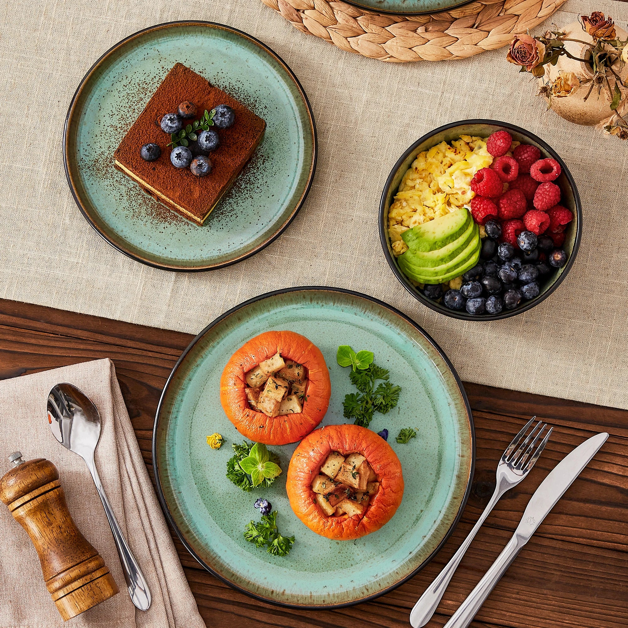 Servies Set 16-Delig – Mat Zwart Keramisch Servies – Modern & Duurzaam Steengoed voor 4 Personen