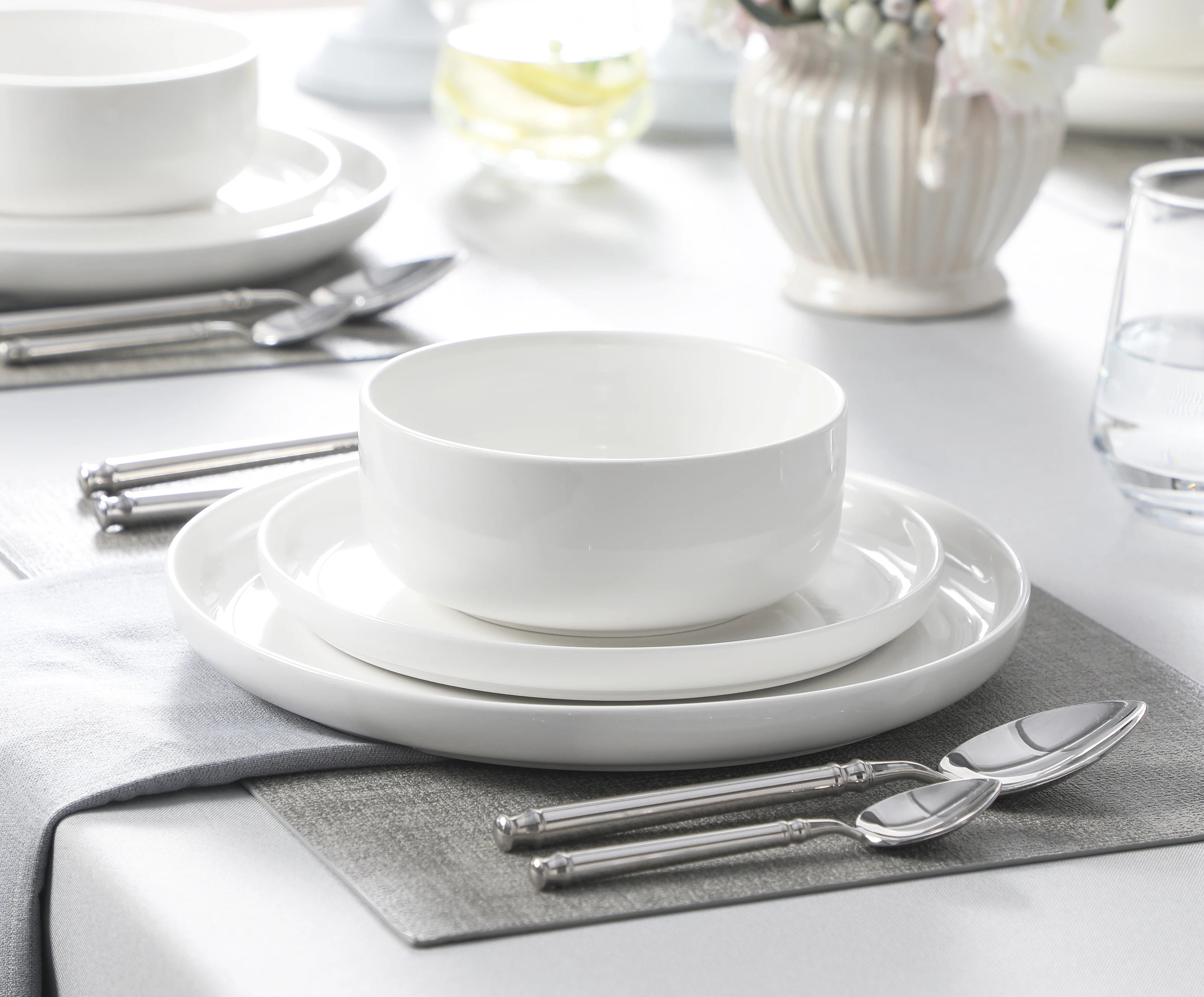 12-delige Serviesset voor 4 Personen – Keramisch Porselein Servies met Borden, Soepborden en Kommen – Modern & Duurzaam