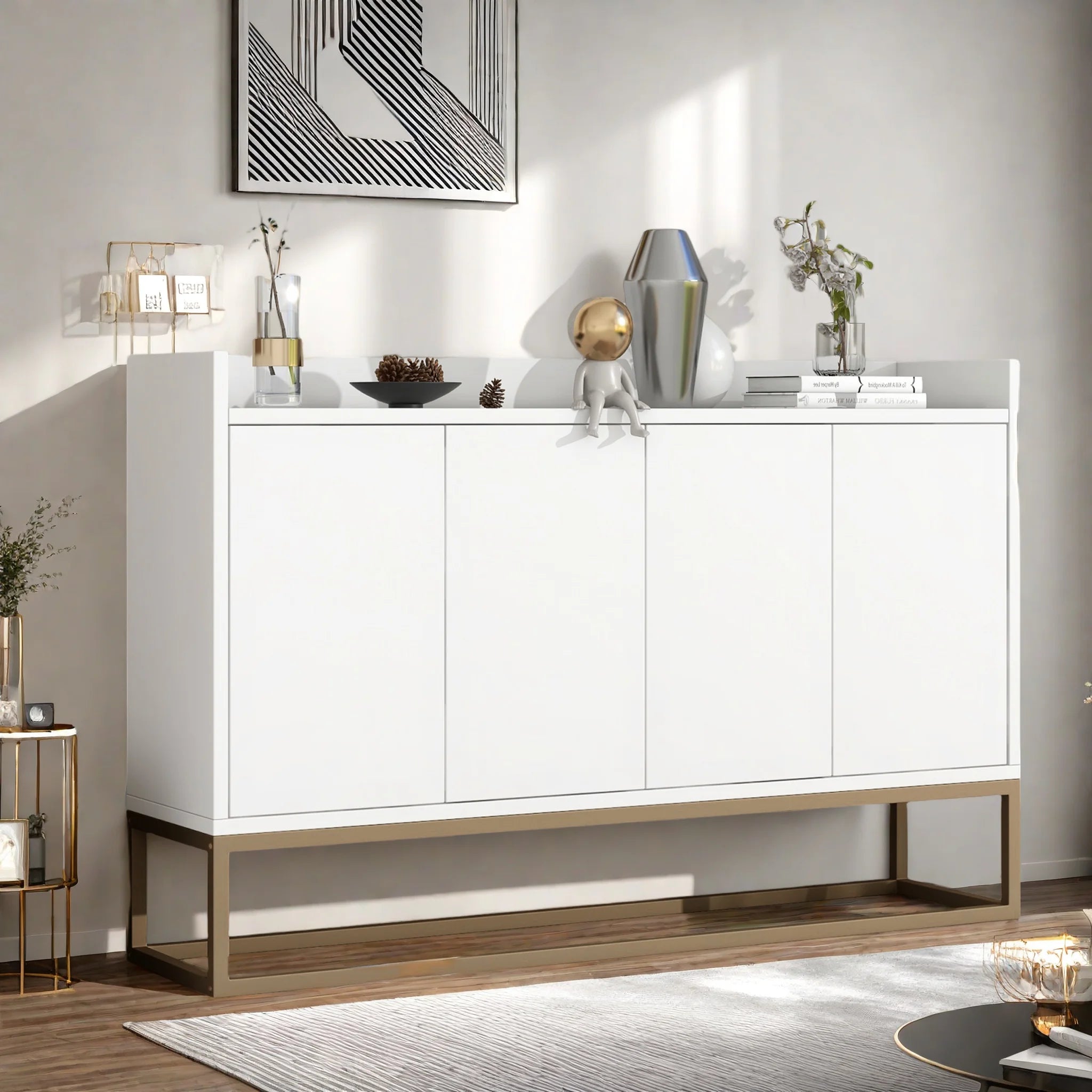 Minimalistische Dressoirkast 4 Deuren met Slot – Opbergkast Metaal & MDF – Moderne Buffetkast voor Woonkamer en Eetkamer