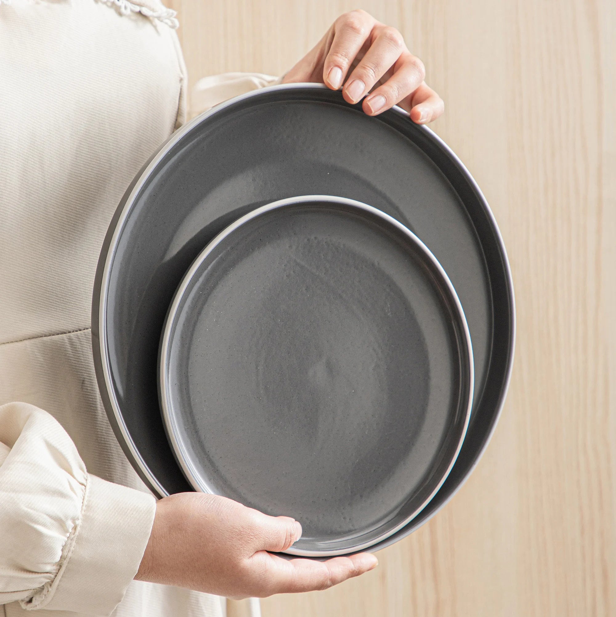 Serviesset 16-delig – Grijs Steengoed Servies voor 4 Personen – Modern & Duurzaam Keramisch Servies